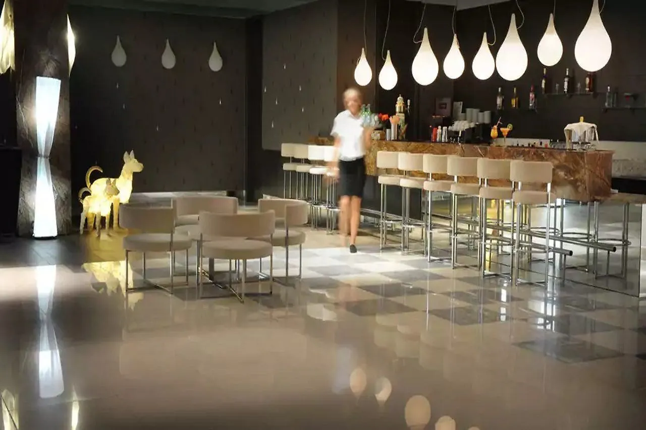 Hotel Istion Club & Spa Nea Poteidaia